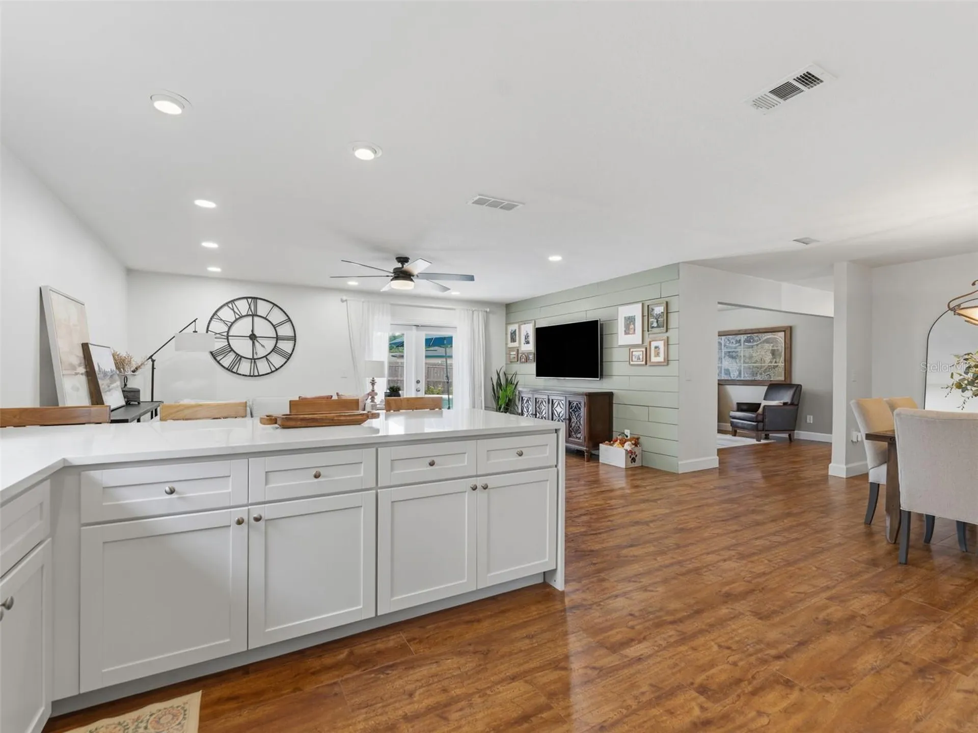 605 Valley Hill Drive Brandon FL 33510