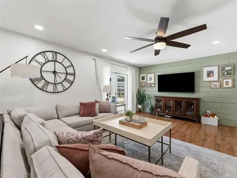 605 Valley Hill Drive Brandon FL 33510