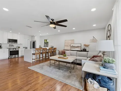605 Valley Hill Drive Brandon FL 33510