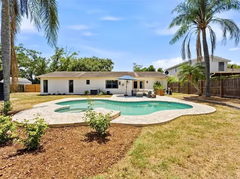605 Valley Hill Drive Brandon FL 33510