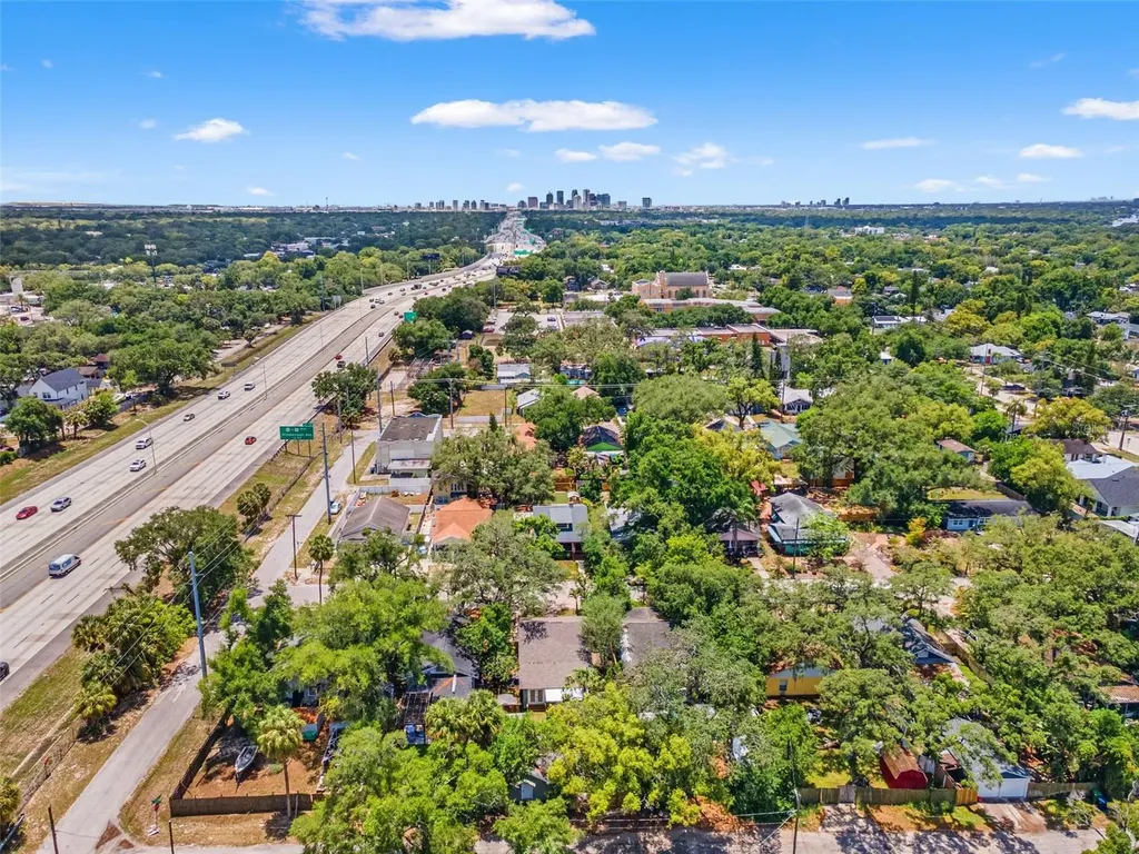 604 E Lambright Street Tampa FL 33604