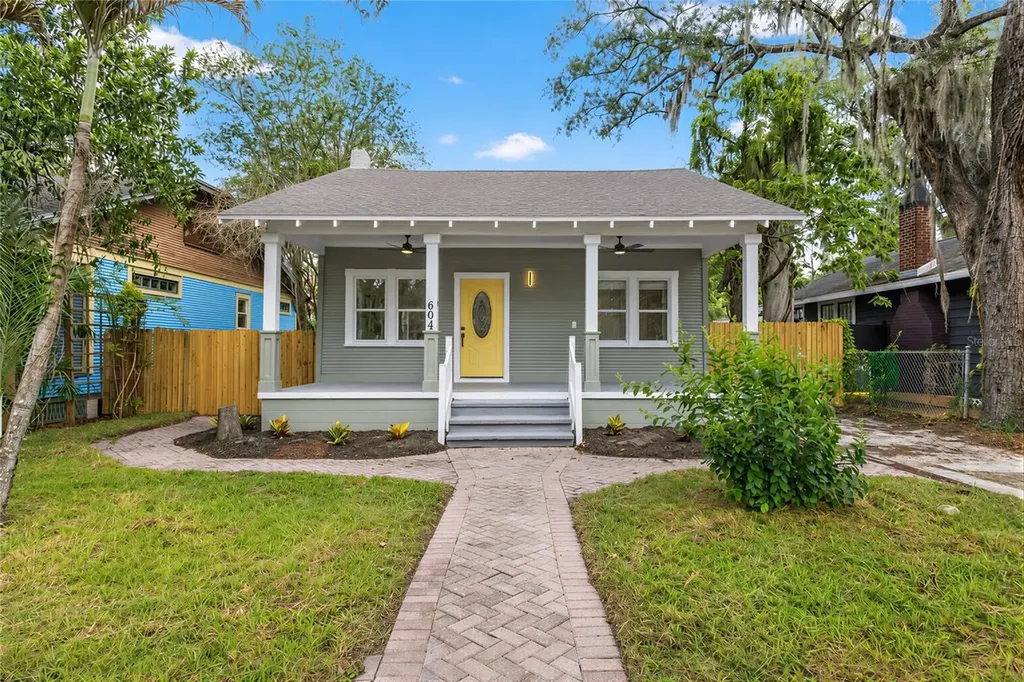 604 E Lambright Street Tampa FL 33604