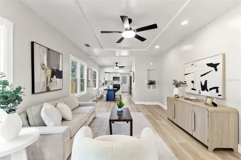 604 E Lambright Street Tampa FL 33604