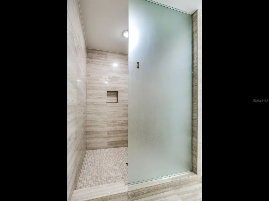 2900 W Bay To Bay Boulevard Tampa FL 33629
