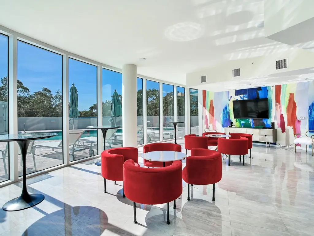 2900 W Bay To Bay Boulevard Tampa FL 33629