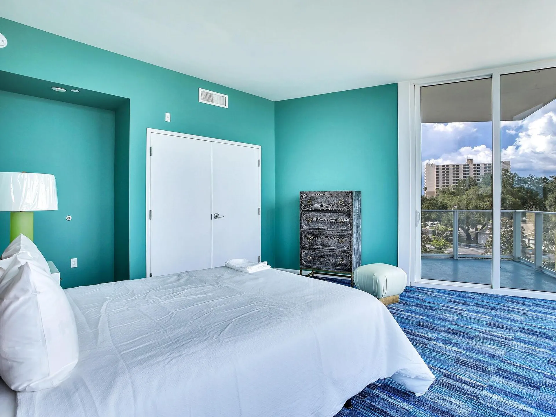 2900 W Bay To Bay Boulevard Tampa FL 33629