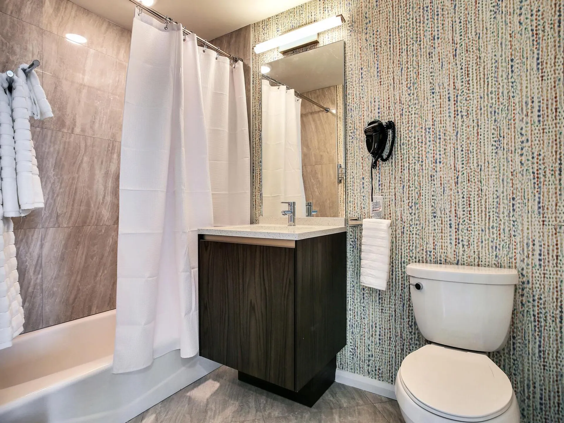 2900 W Bay To Bay Boulevard Tampa FL 33629