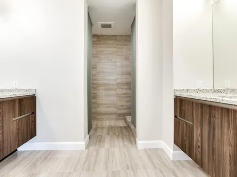 2900 W Bay To Bay Boulevard Tampa FL 33629