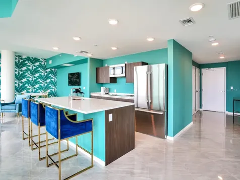 2900 W Bay To Bay Boulevard Tampa FL 33629