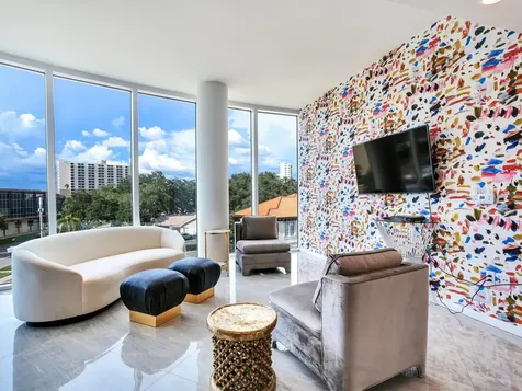 2900 W Bay To Bay Boulevard Tampa FL 33629