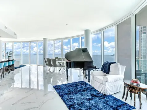 2900 W Bay To Bay Boulevard Tampa FL 33629