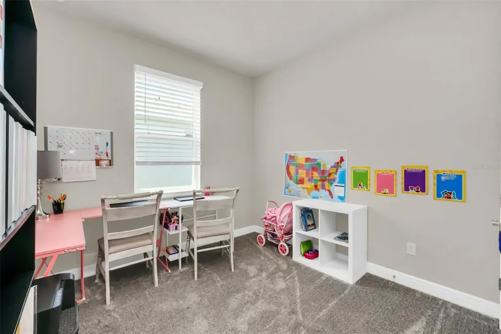 2001 Spring Shower Circle Kissimmee FL 34744