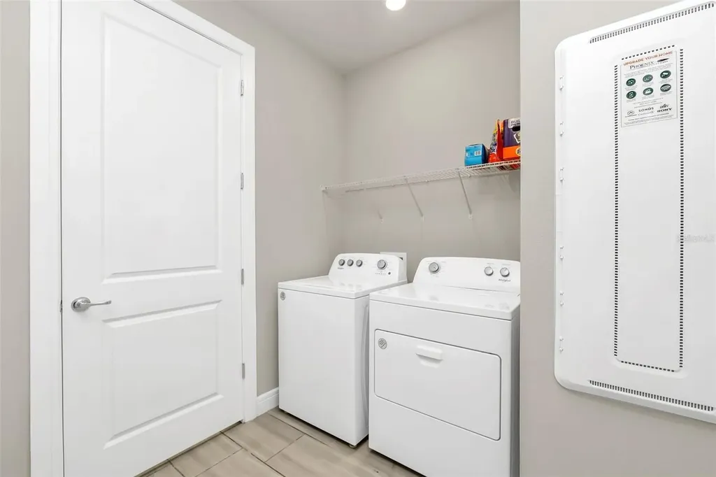 2001 Spring Shower Circle Kissimmee FL 34744