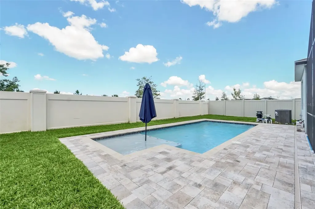 2001 Spring Shower Circle Kissimmee FL 34744