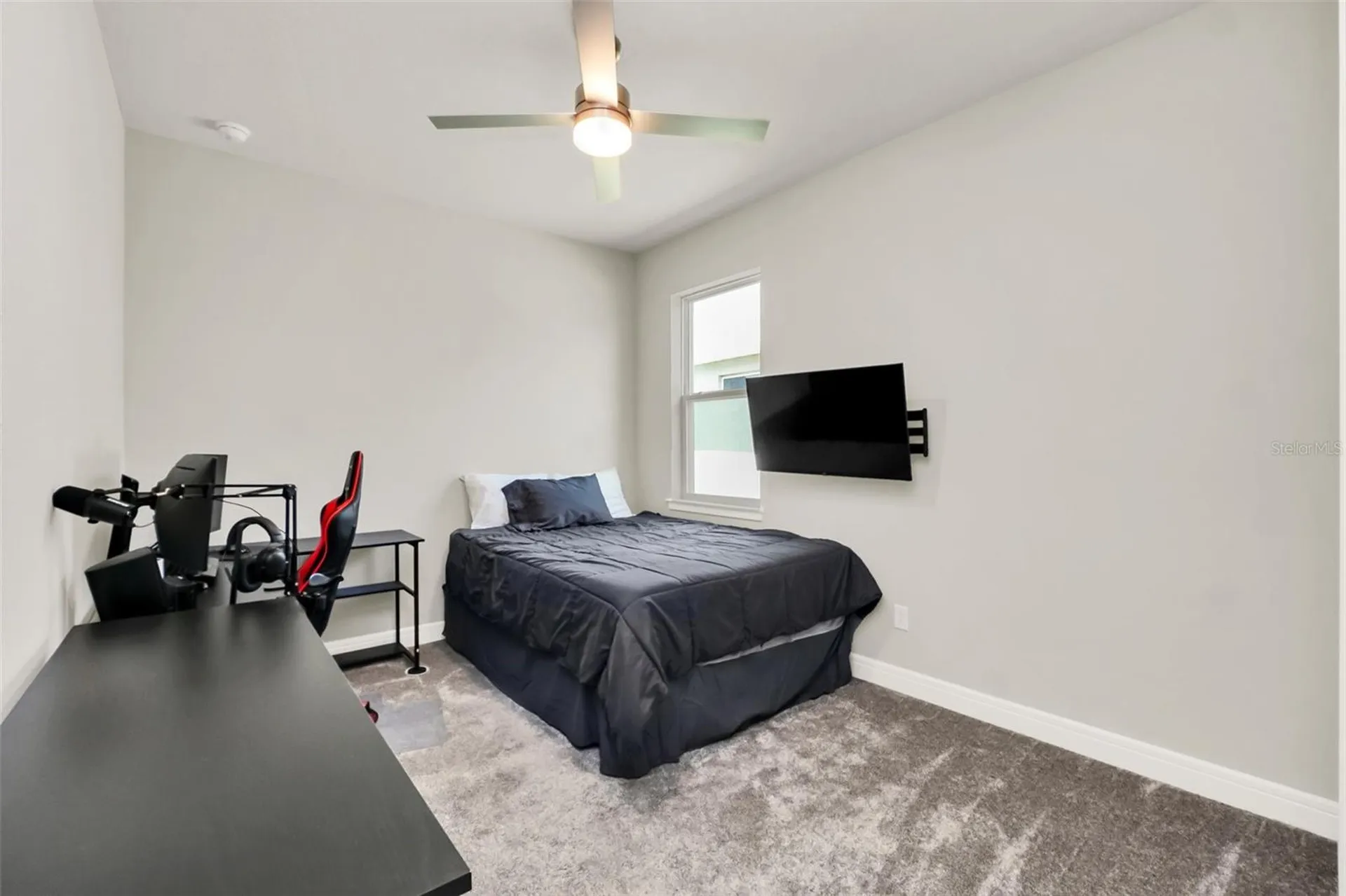 2001 Spring Shower Circle Kissimmee FL 34744