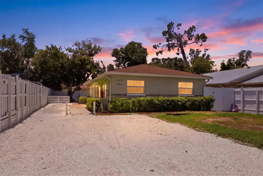 1856 Marbeth Street Sarasota FL 34231