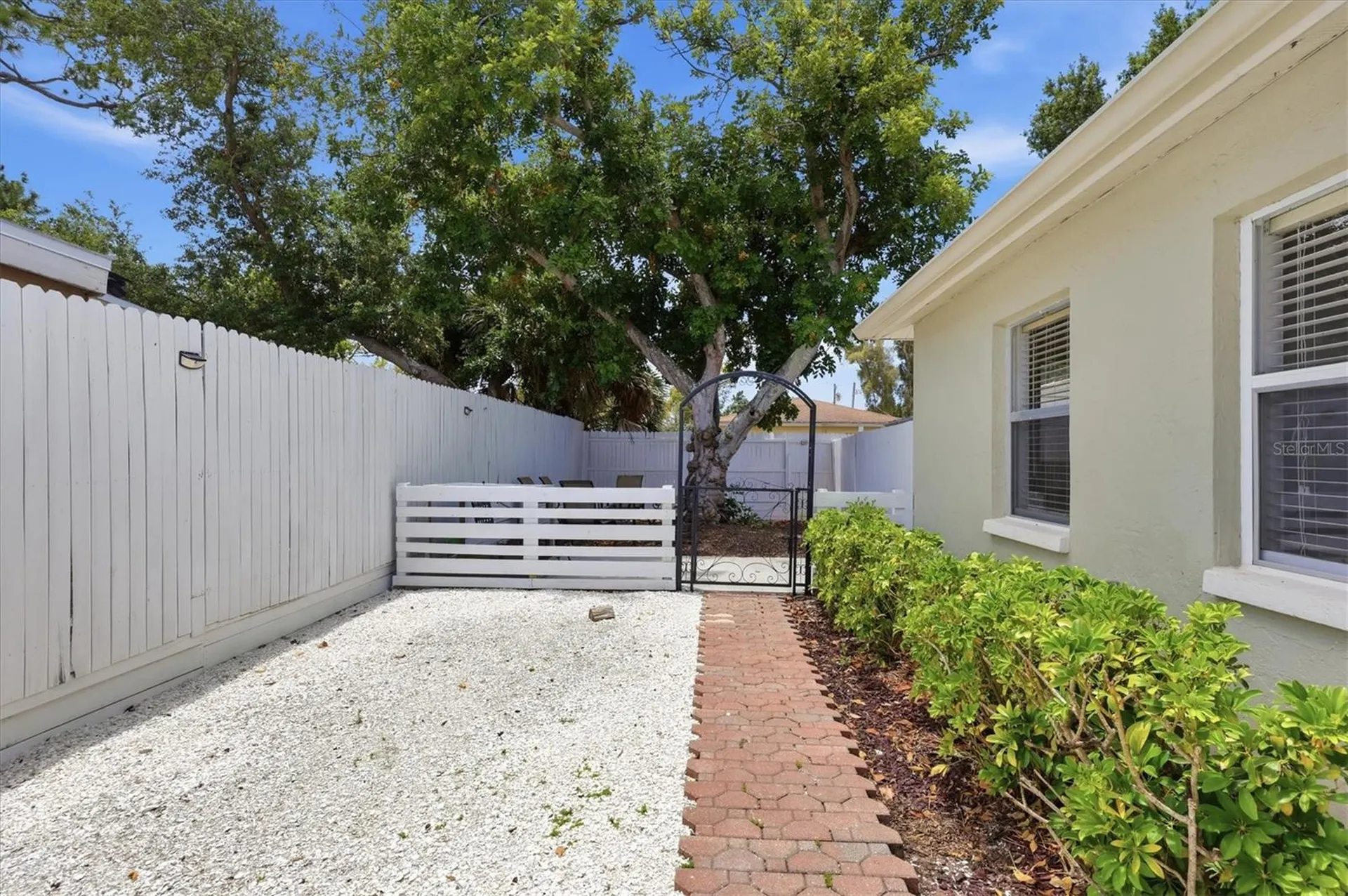 1856 Marbeth Street Sarasota FL 34231