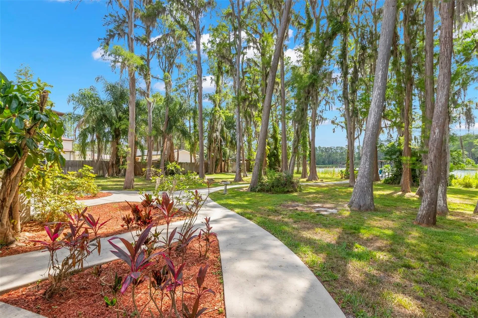 17309 N Dale Mabry Highway Lutz FL 33548