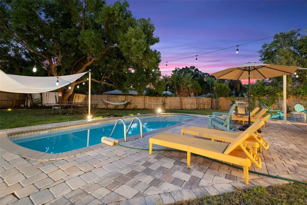 8374 81st Court Seminole FL 33777