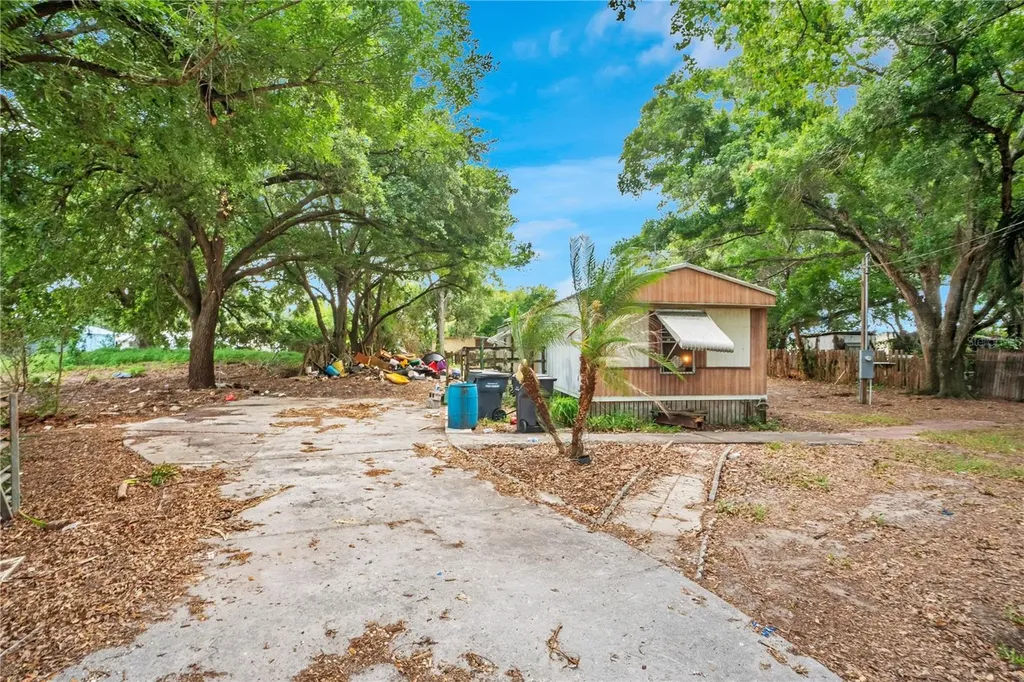 124 6th Wahneta Street W Winter Haven FL 33880