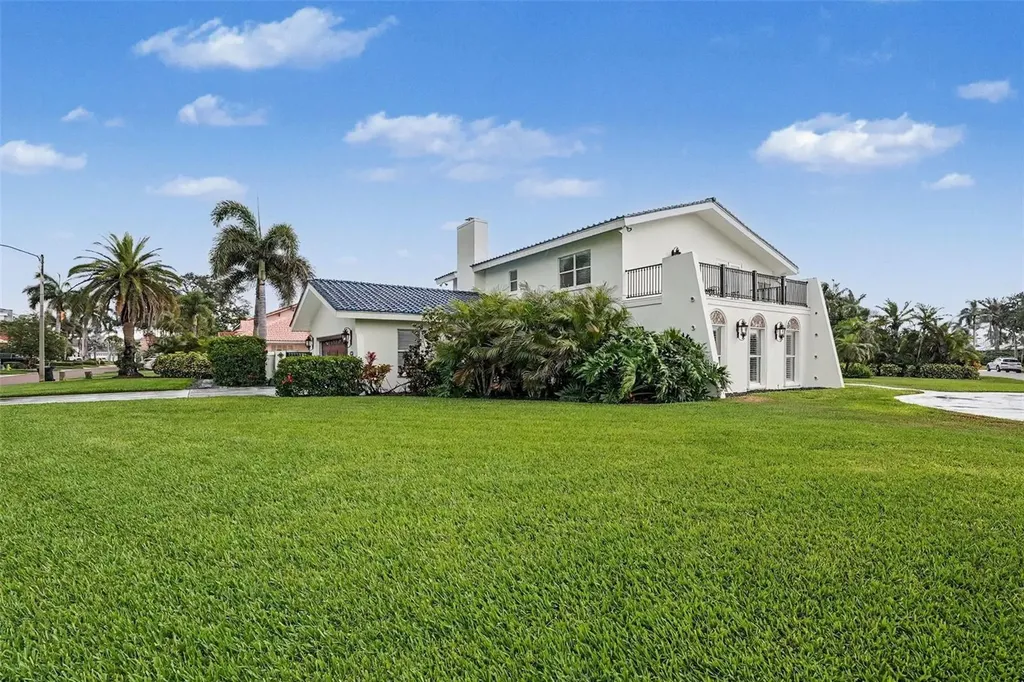 5900 Leeland St S St Petersburg FL 33715