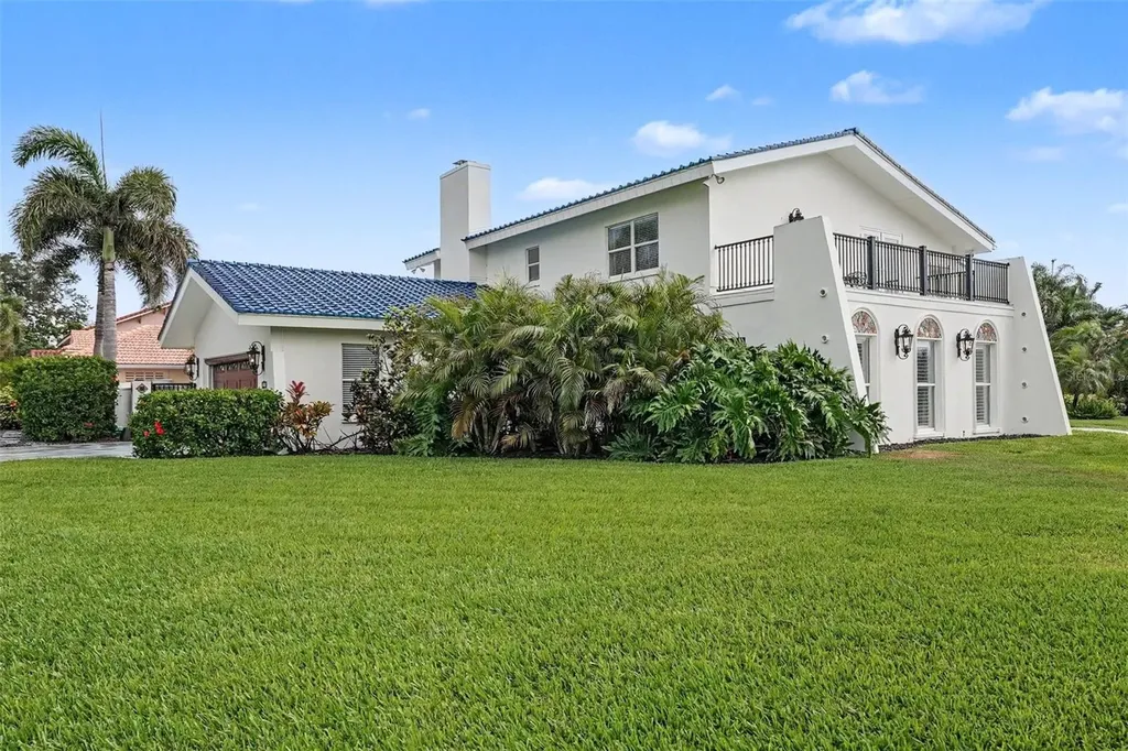 5900 Leeland St S St Petersburg FL 33715