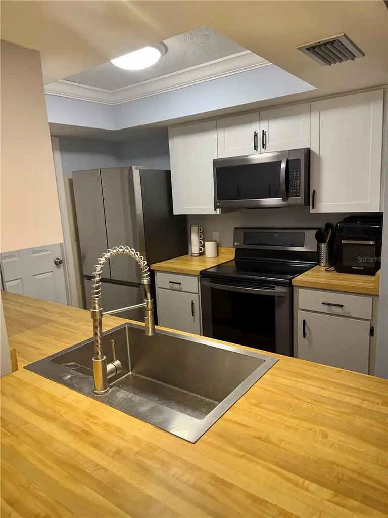 4747 Watkins Avenue Sarasota FL 34233