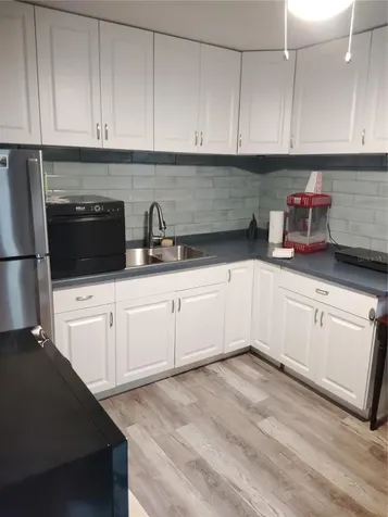 1664 10th Street Sarasota FL 34236