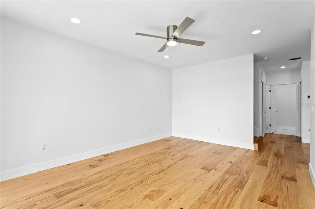 1119 Shipwatch Circle Tampa FL 33602