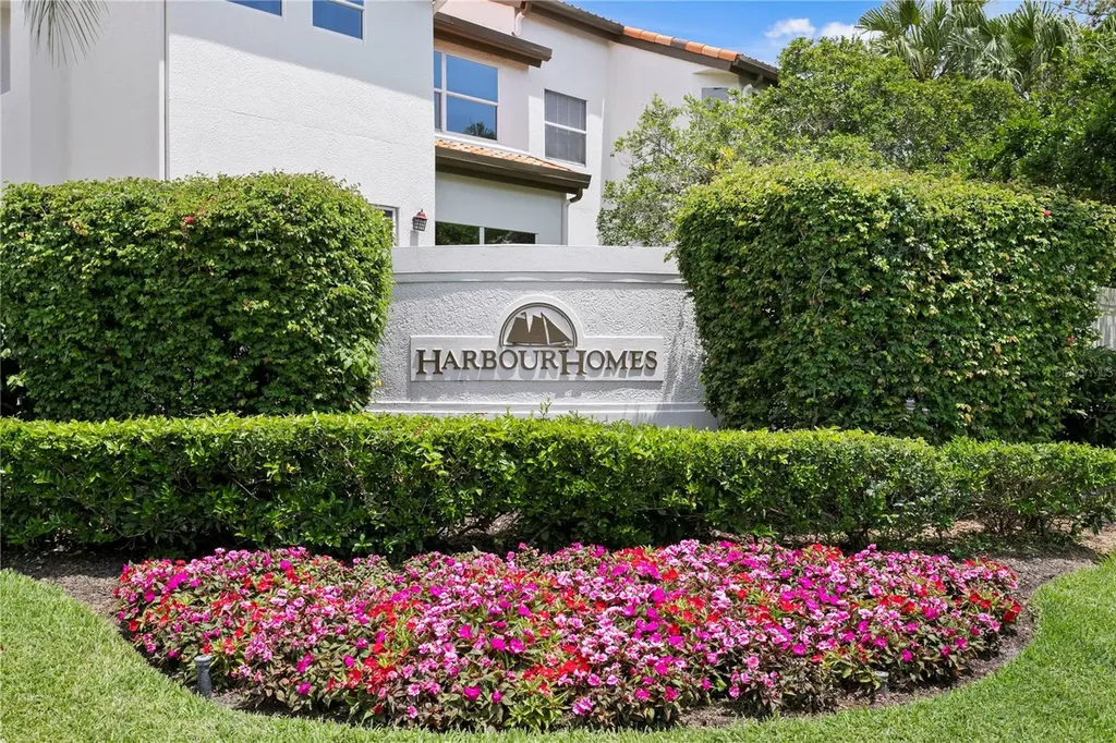 1119 Shipwatch Circle Tampa FL 33602