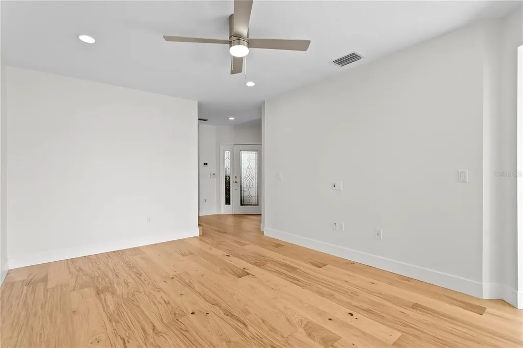 1119 Shipwatch Circle Tampa FL 33602