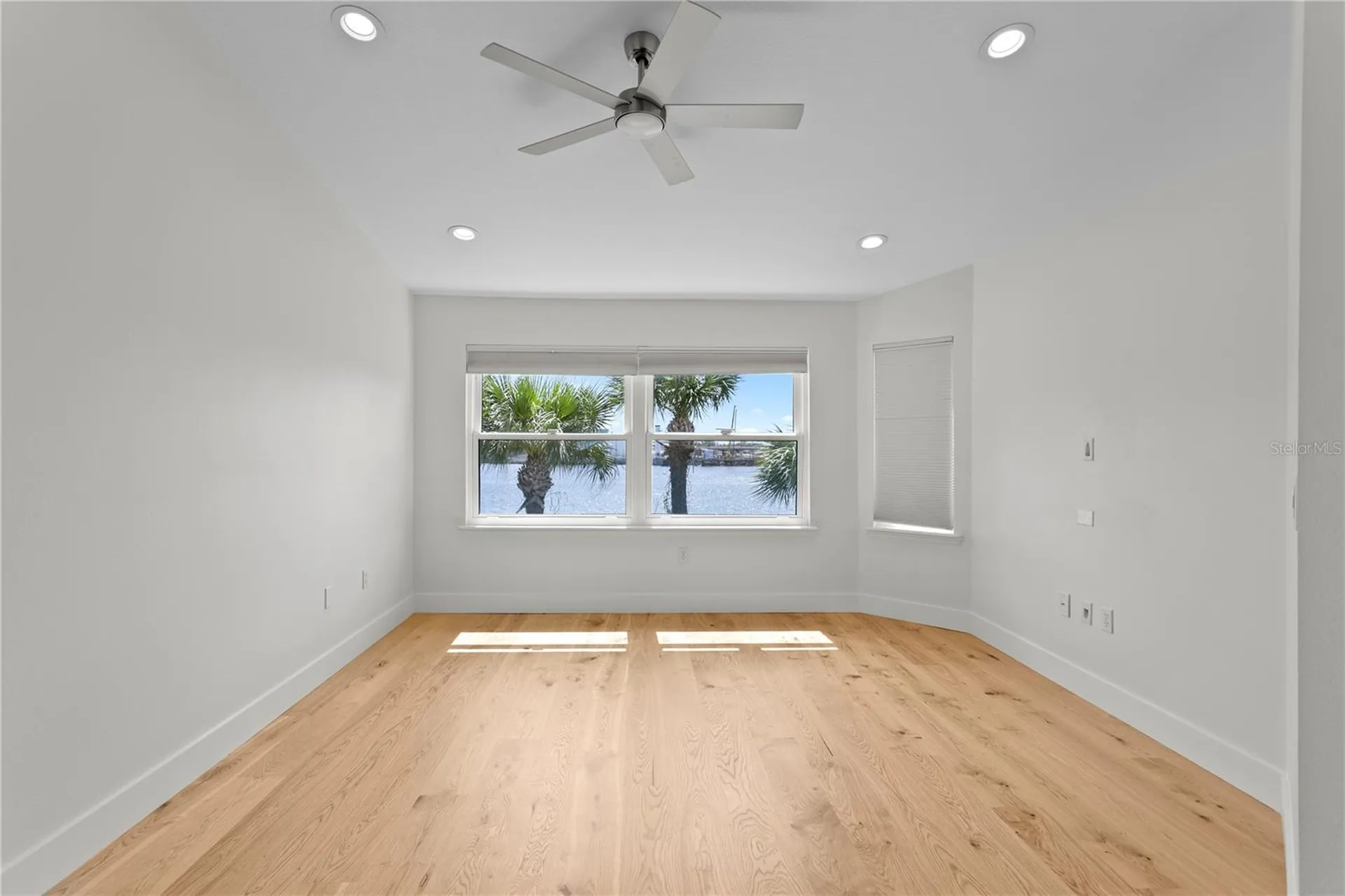 1119 Shipwatch Circle Tampa FL 33602