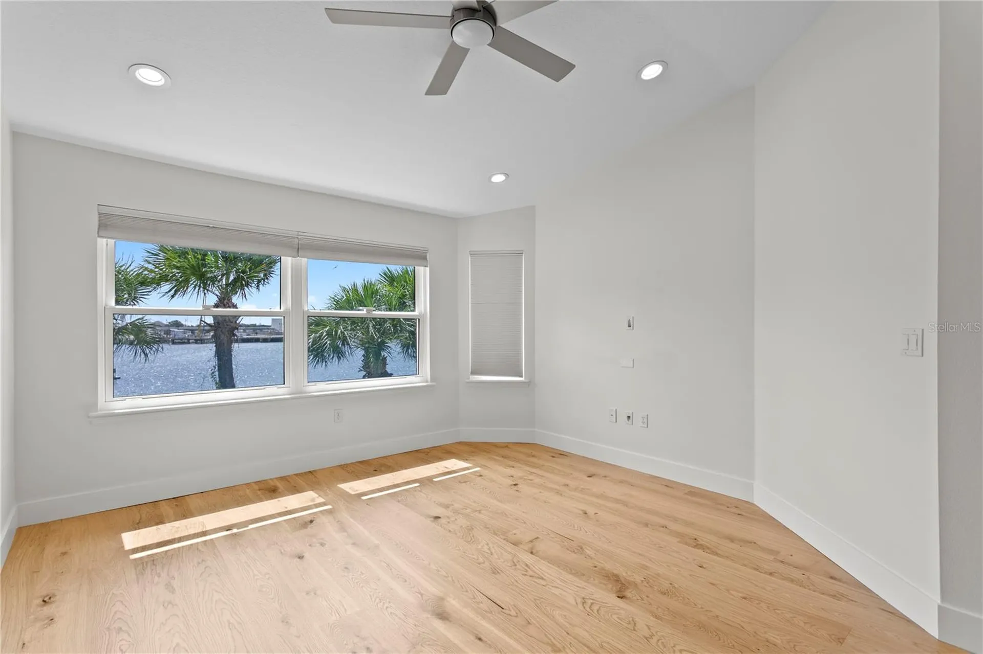 1119 Shipwatch Circle Tampa FL 33602
