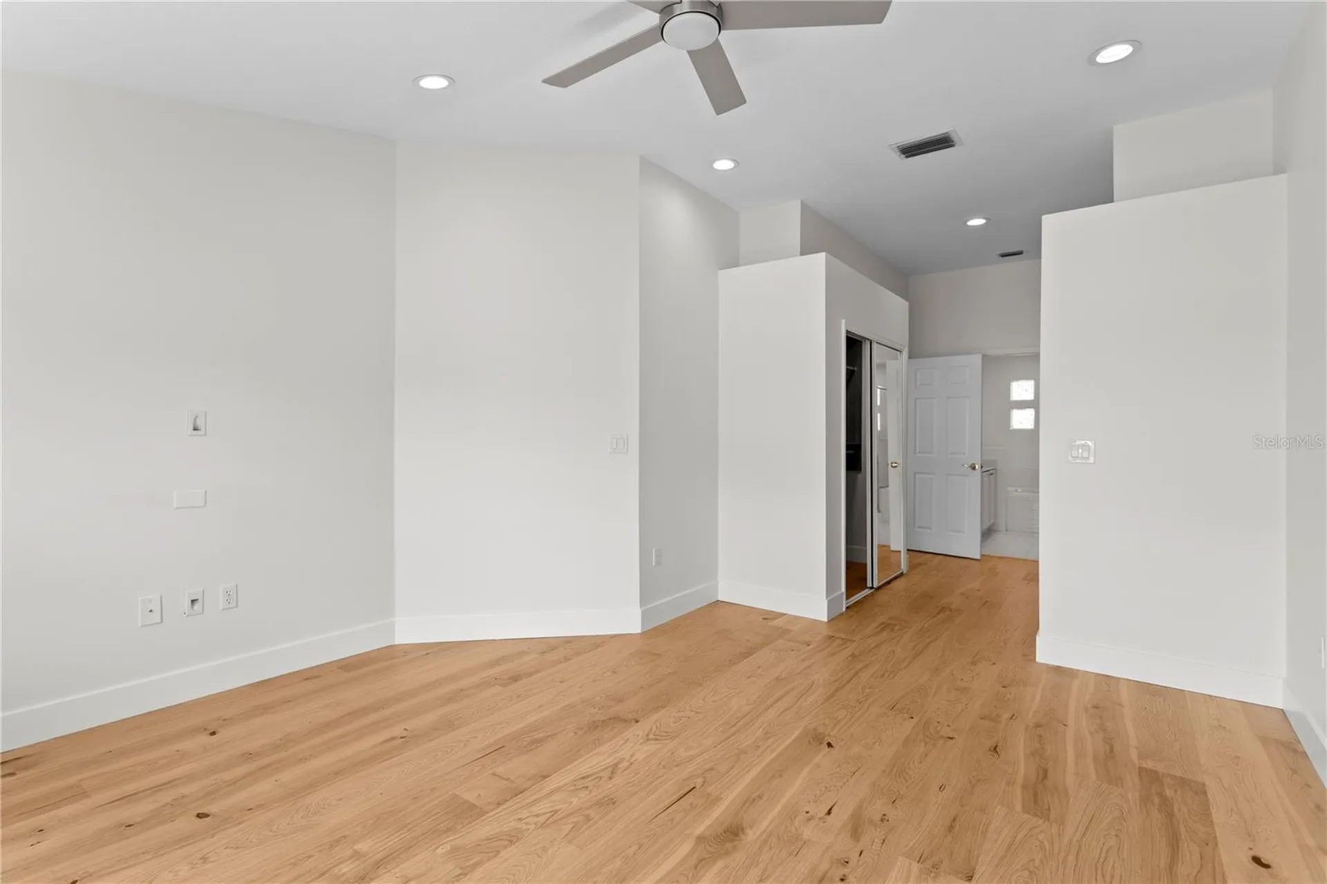 1119 Shipwatch Circle Tampa FL 33602