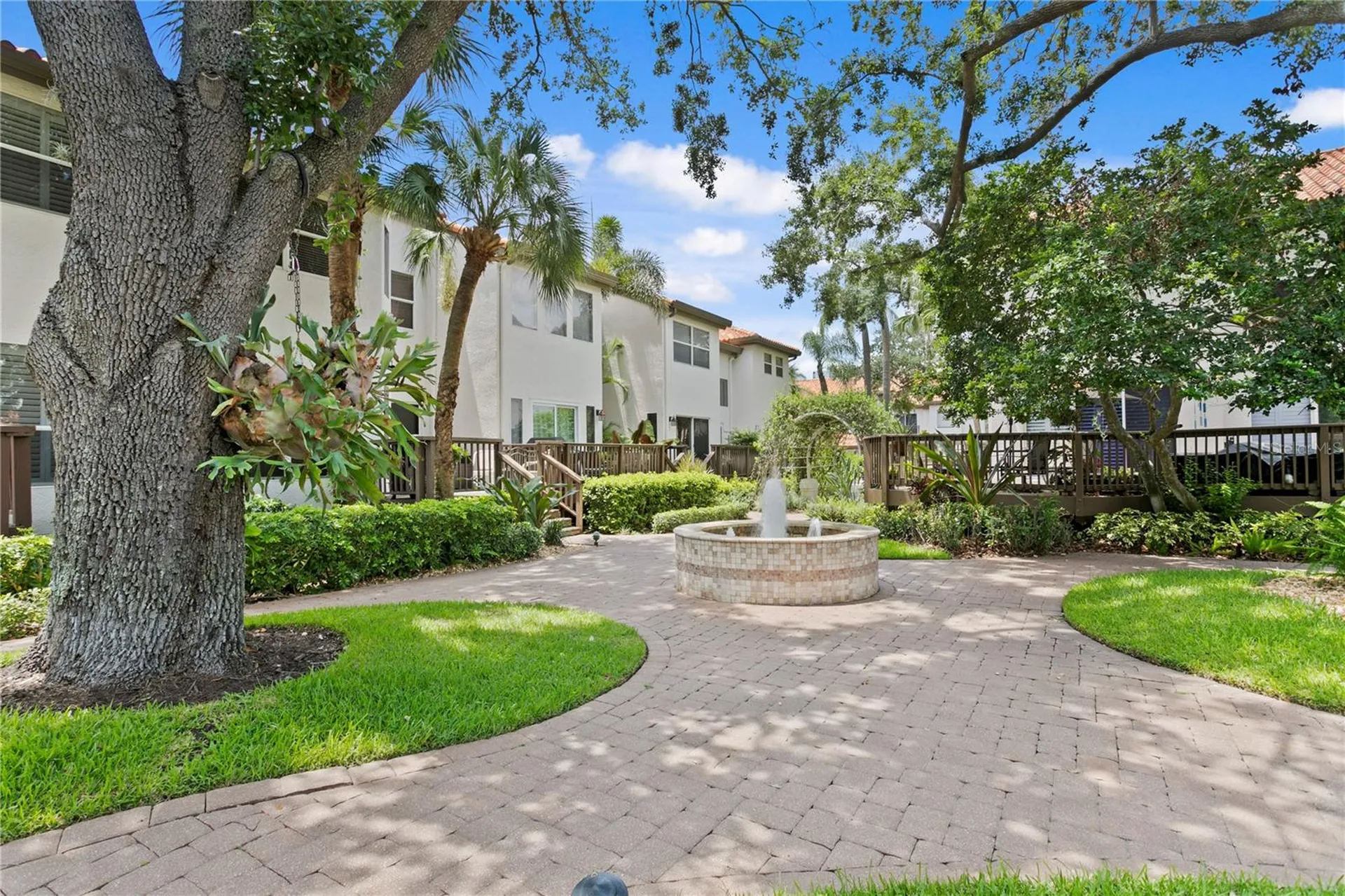 1119 Shipwatch Circle Tampa FL 33602