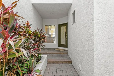 1119 Shipwatch Circle Tampa FL 33602