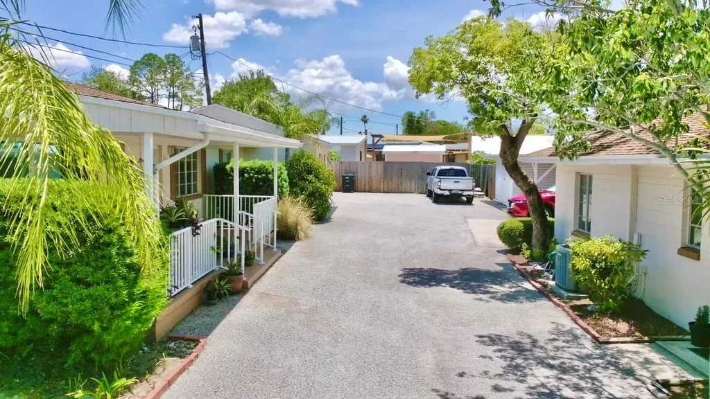 411 Pleasant Street Clearwater FL 33755