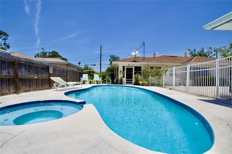 411 Pleasant Street Clearwater FL 33755