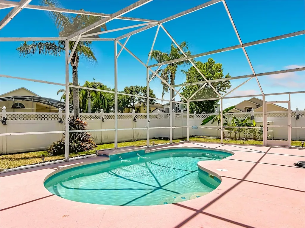 7949 Golden Pond Circle Kissimmee FL 34747