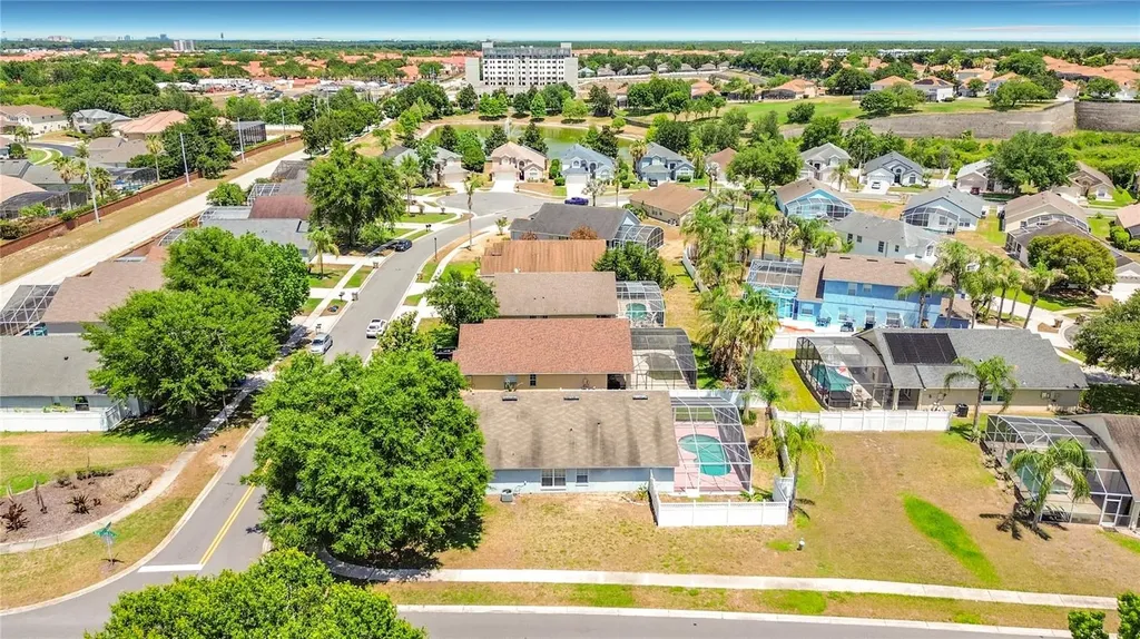 7949 Golden Pond Circle Kissimmee FL 34747
