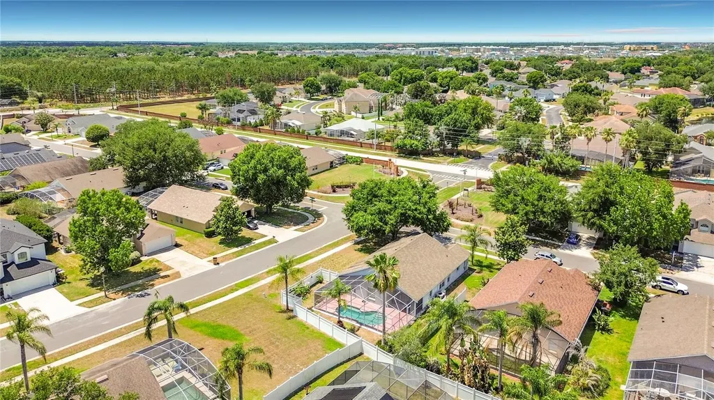 7949 Golden Pond Circle Kissimmee FL 34747