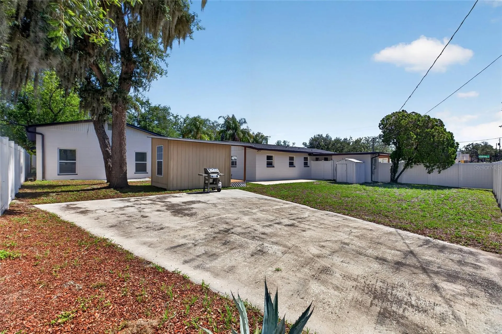 10402 N Pawnee Avenue Tampa FL 33617