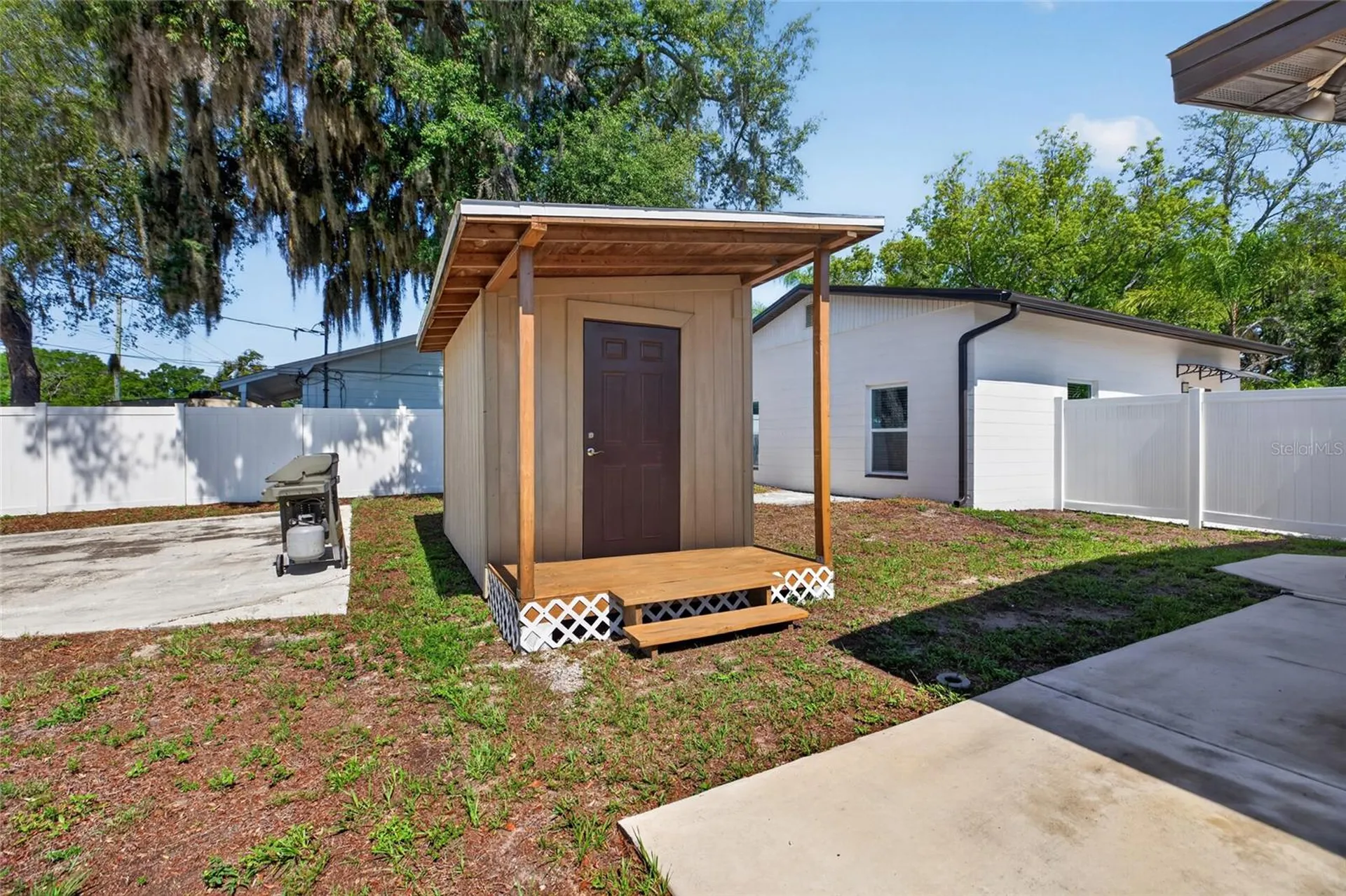 10402 N Pawnee Avenue Tampa FL 33617