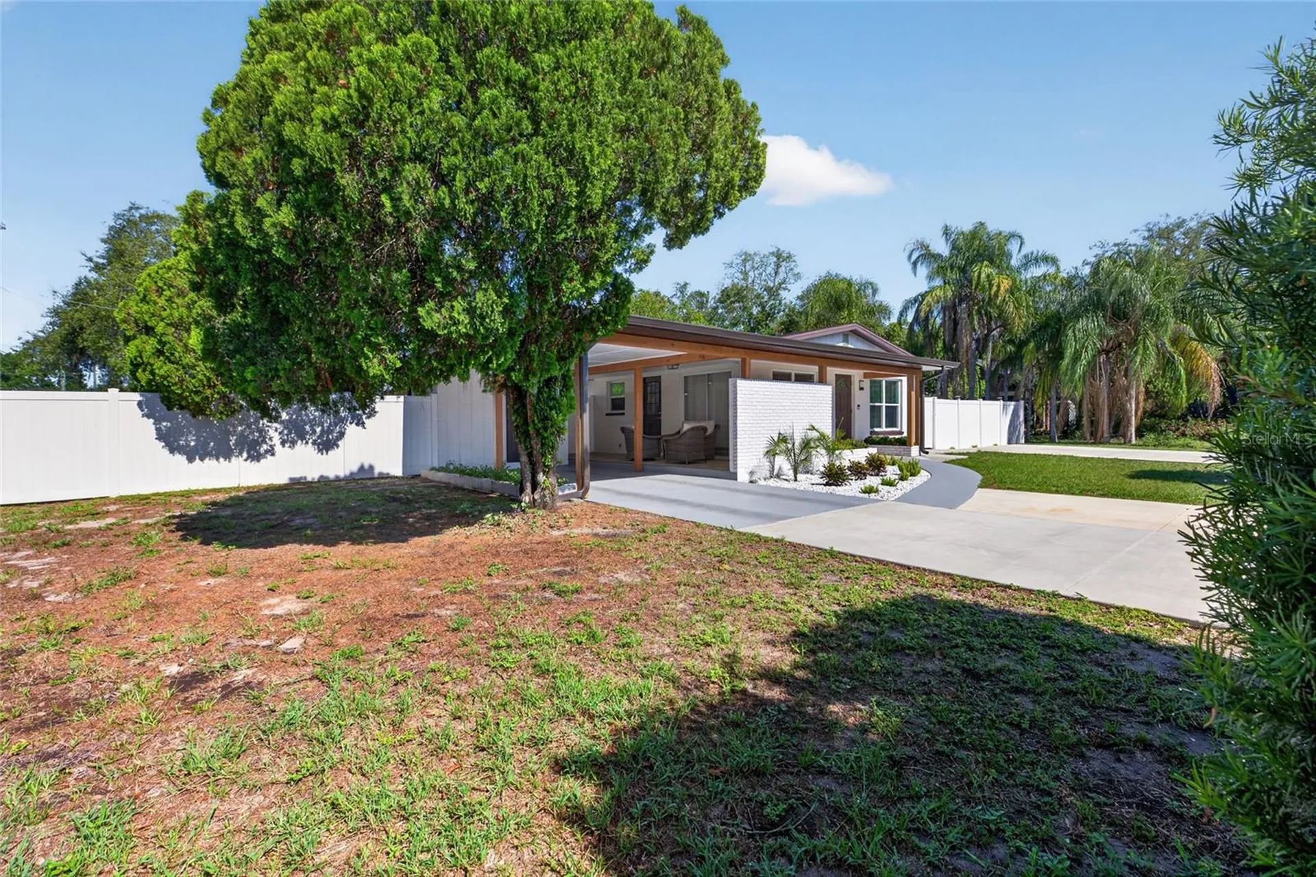 10402 N Pawnee Avenue Tampa FL 33617