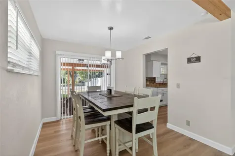 10402 N Pawnee Avenue Tampa FL 33617