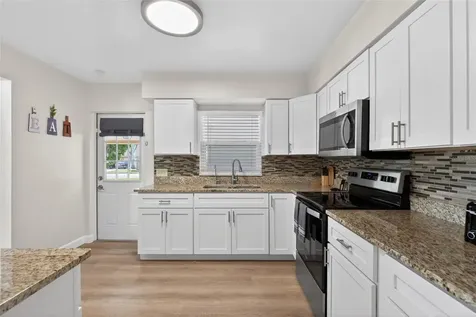 10402 N Pawnee Avenue Tampa FL 33617