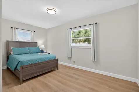 10402 N Pawnee Avenue Tampa FL 33617
