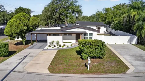10402 N Pawnee Avenue Tampa FL 33617