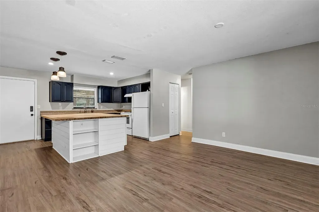 16 Eaton Street Maitland FL 32751