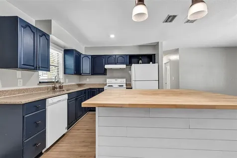 16 Eaton Street Maitland FL 32751